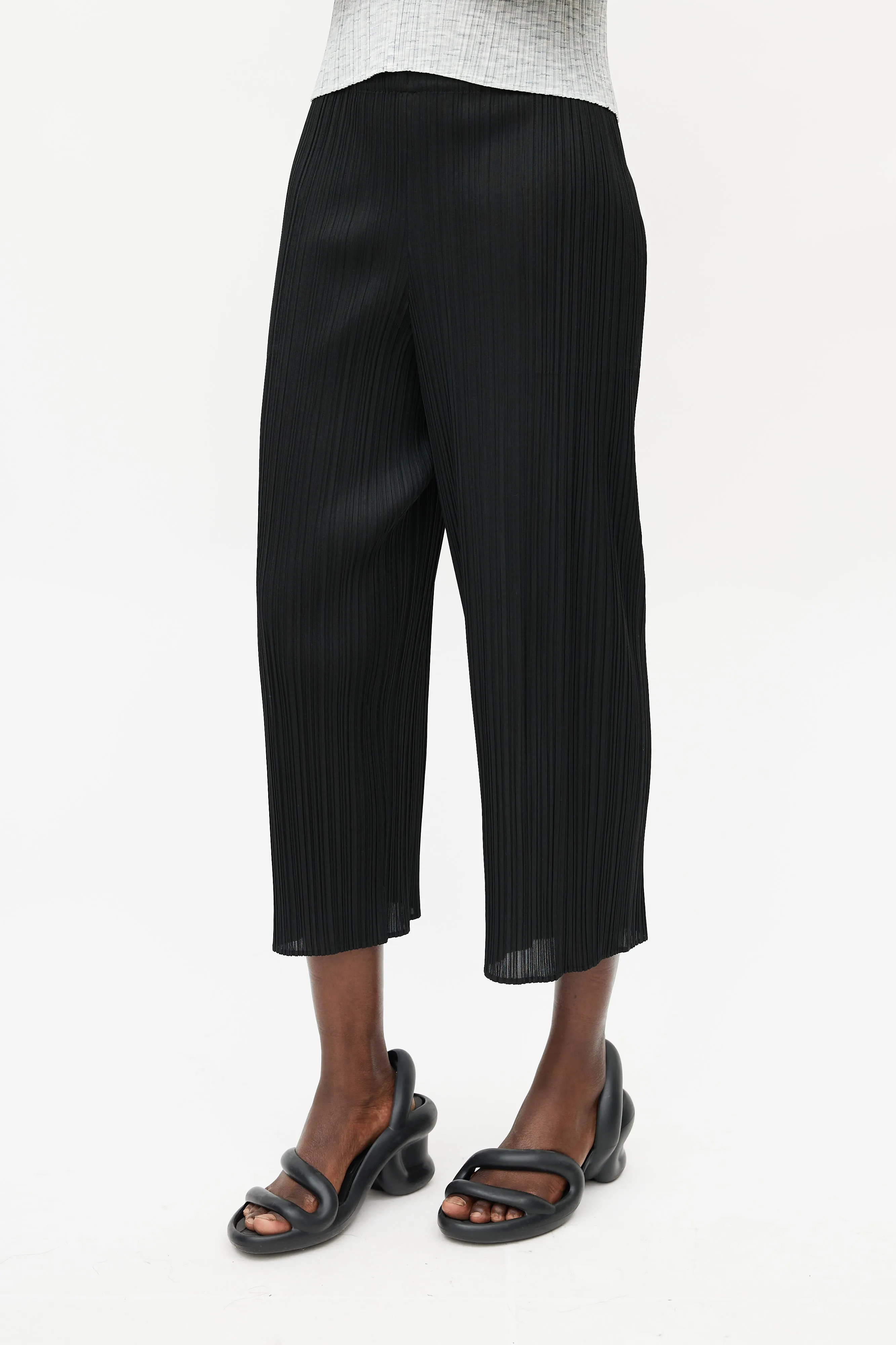 Black Pleated Wide Leg Pant