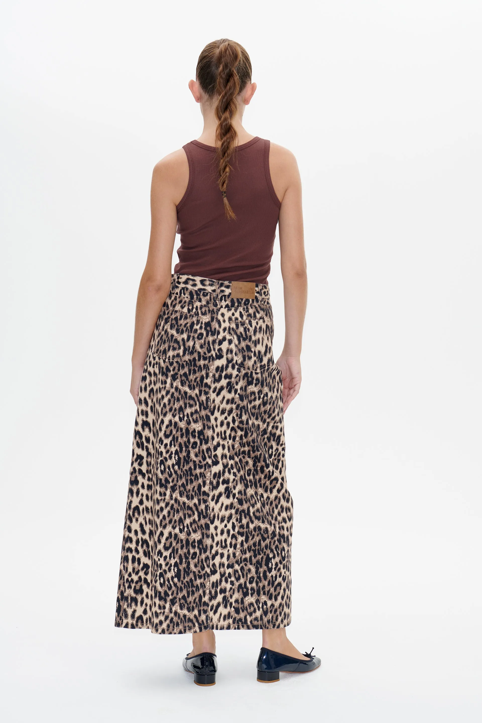 JOLY | Deep Mahogany
